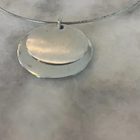 VINTAGE NECKLACE - Picture 2 of 2